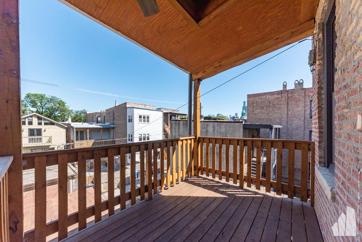 Apartment for rent at 1446 W Lexington #2, Chicago, IL 60607