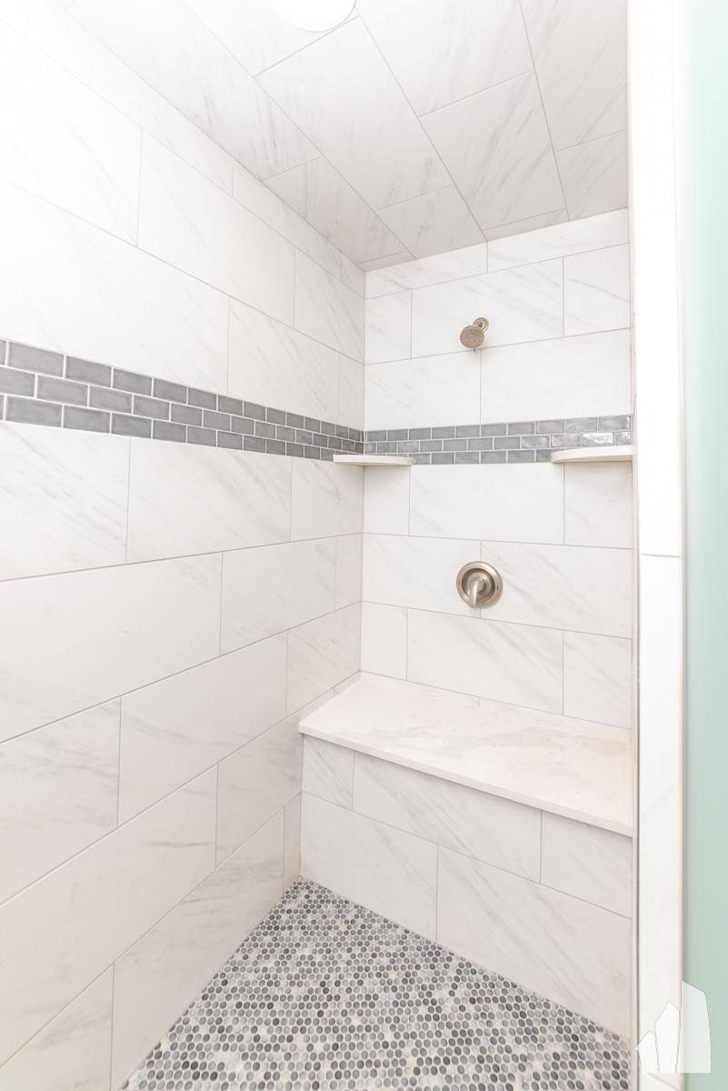 Apartment for rent at 1446 W Lexington #2, Chicago, IL 60607