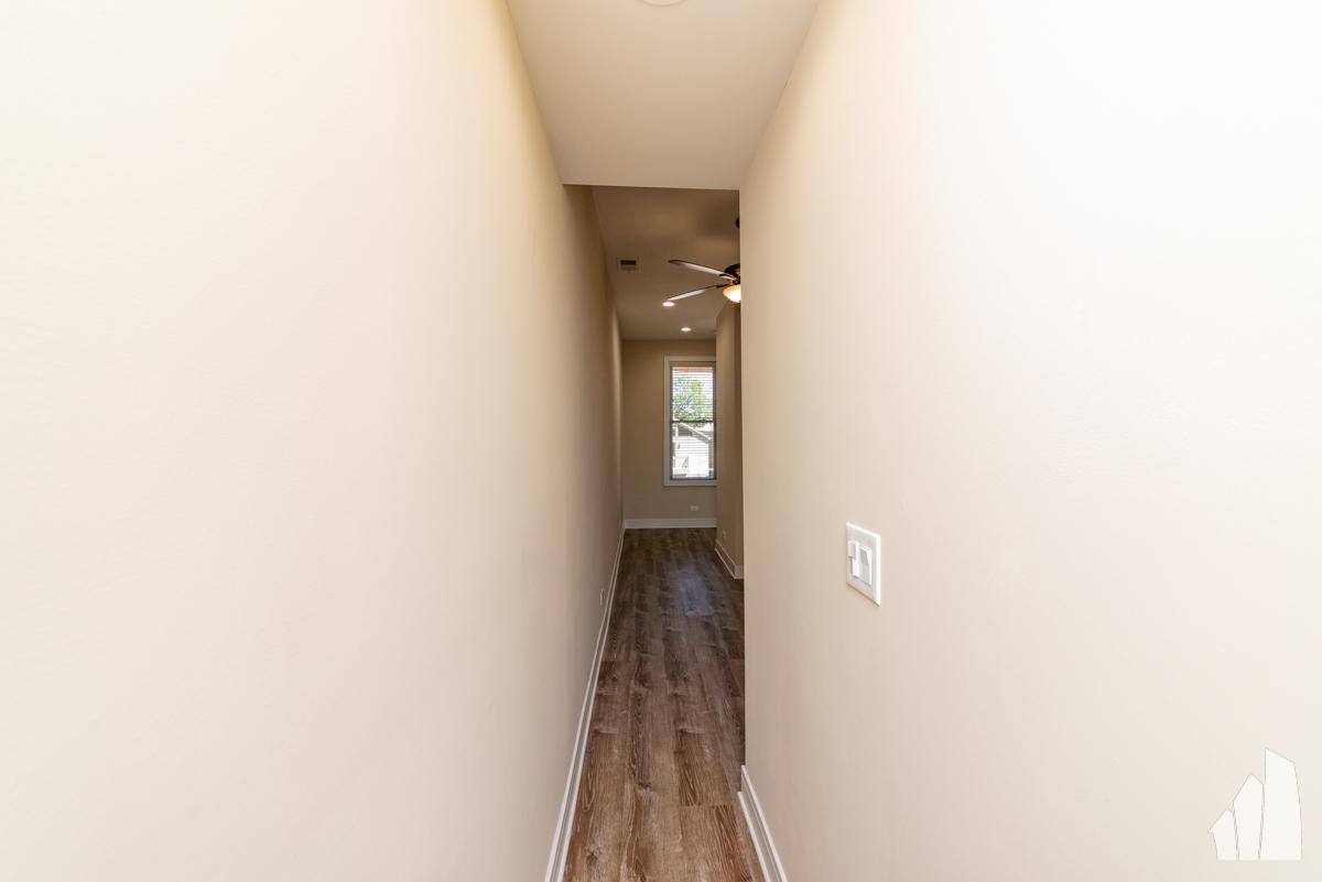 Apartment for rent at 1446 W Lexington #2, Chicago, IL 60607