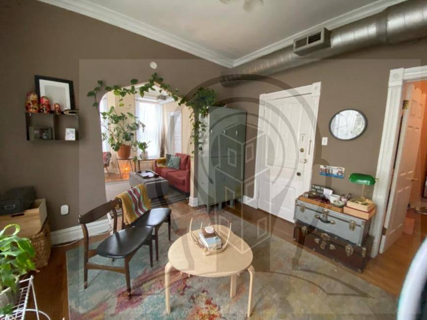 Apartment for rent at 1058 N Rockwell St #2F, Chicago, IL 60622
