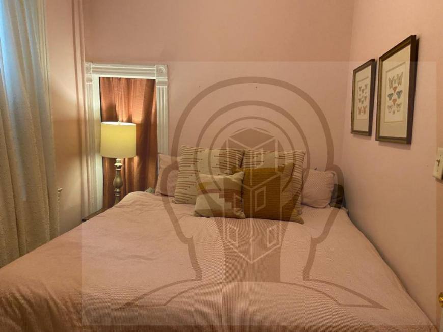 Apartment for rent at 1058 N Rockwell St #2F, Chicago, IL 60622