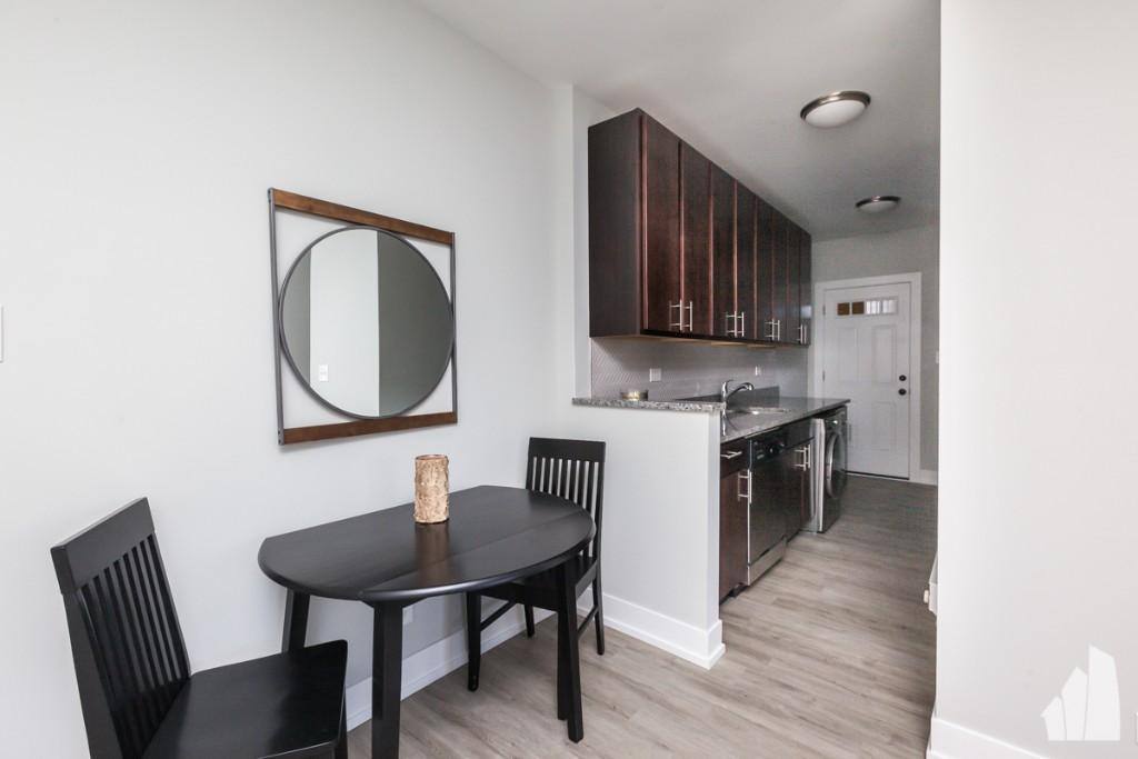 Apartment for rent at 701 W Brompton #54, Chicago, IL 60657