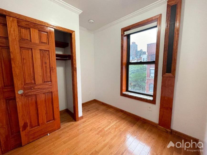 Apartment for rent at 171 E 101 #22, New York, NY 10029