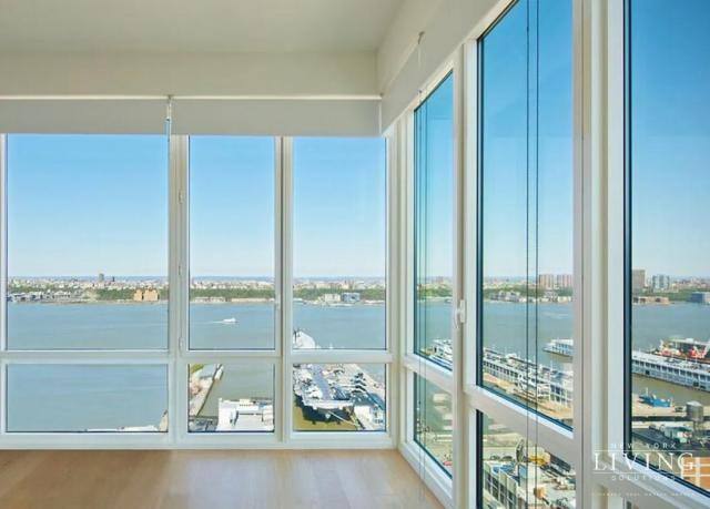 Apartment for rent at 550 W 45th St #1907, New York, NY 10036
