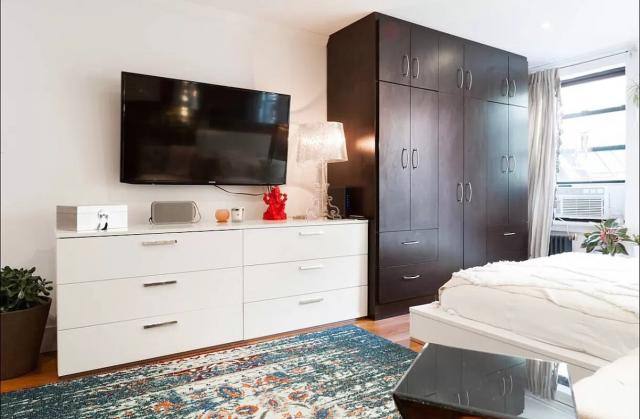 120 E 4th St #2D, New York, NY 10003 - Apartment for Rent - Image 2