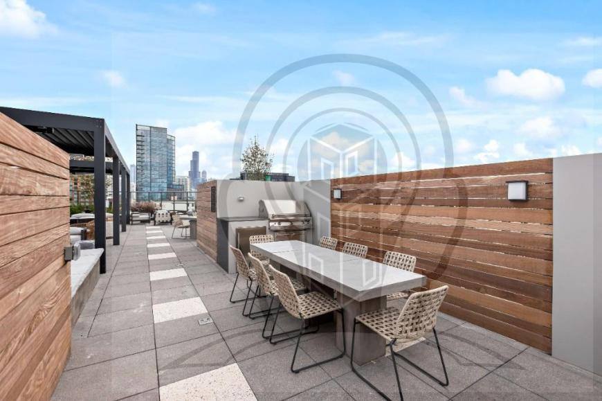 Apartment for rent at 1122 W Chicago Ave #11A, Chicago, IL 60642