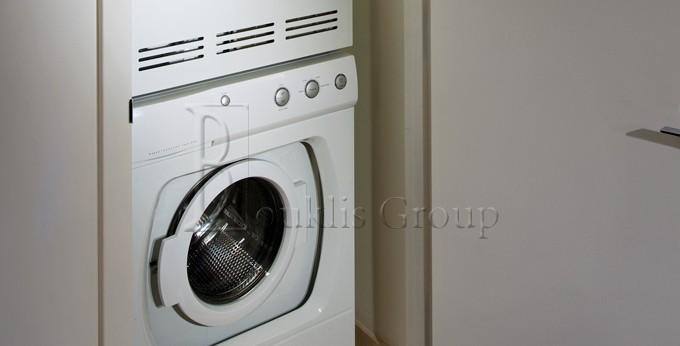 Apartment for rent at 95 Wall St #1113, New York, NY 10005