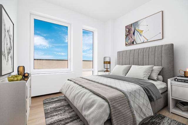 Apartment for rent at 71-82 Parsons Blvd #706, Fresh Meadows, NY 11365