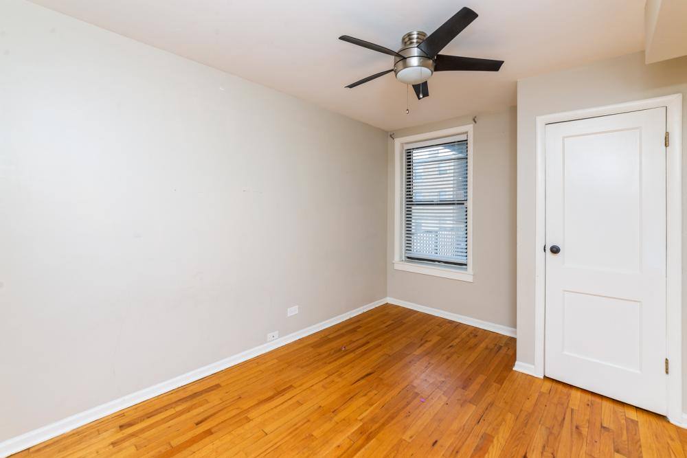 Apartment for rent at 2032 W Birchwood Ave #2, Chicago, IL 60645