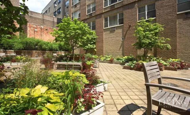 Apartment for rent at 301 Elizabeth St #3H, New York, NY 10012