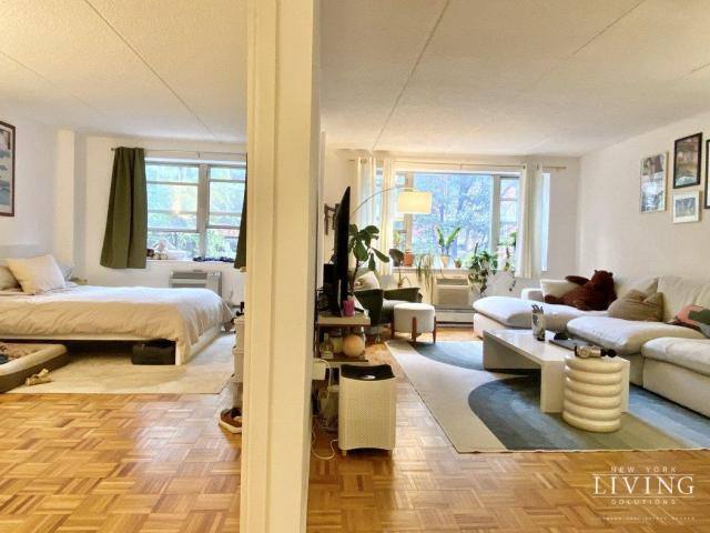 Apartment for rent at 301 Elizabeth St #3H, New York, NY 10012