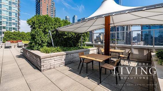 Apartment for rent at 455 W 37th St #615, New York, NY 10018