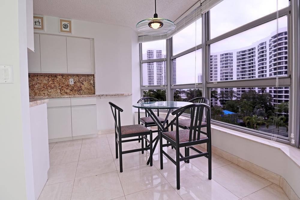 Apartment for rent at 3500 Mystic Pointe Dr #701, Miami Beach, FL 33141