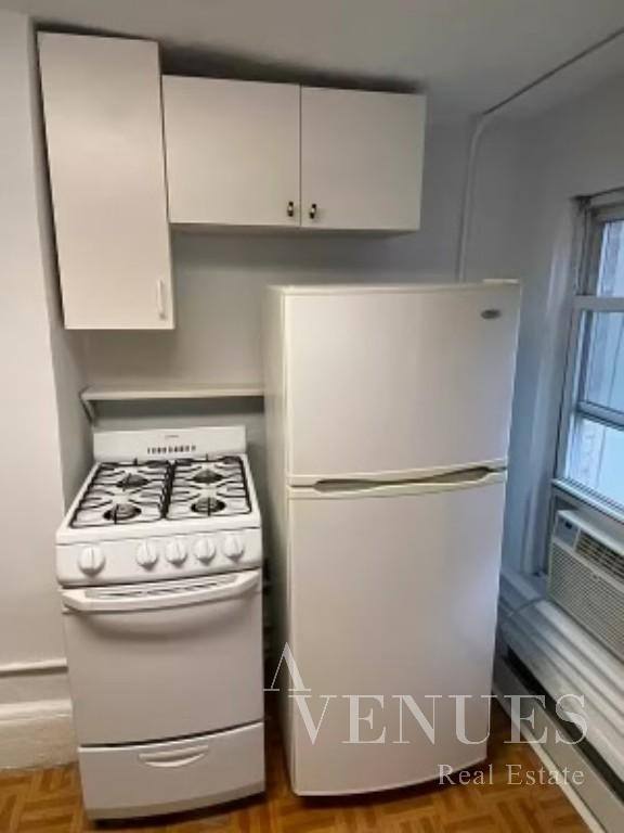 Apartment for rent at 425 E 12th St #3B, New York, NY 10009