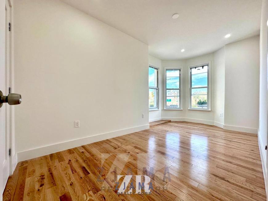 Apartment for rent at 936 4th Ave #2, Brooklyn, NY 11232