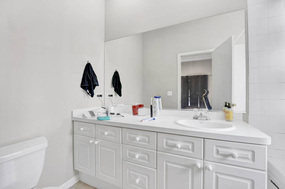 Apartment for rent at 1512 N Wood St #1S, Chicago, IL 60622