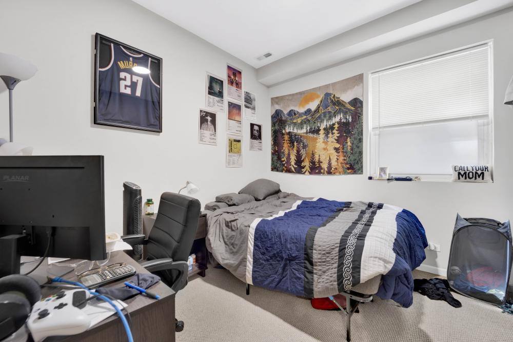 Apartment for rent at 1512 N Wood St #1S, Chicago, IL 60622