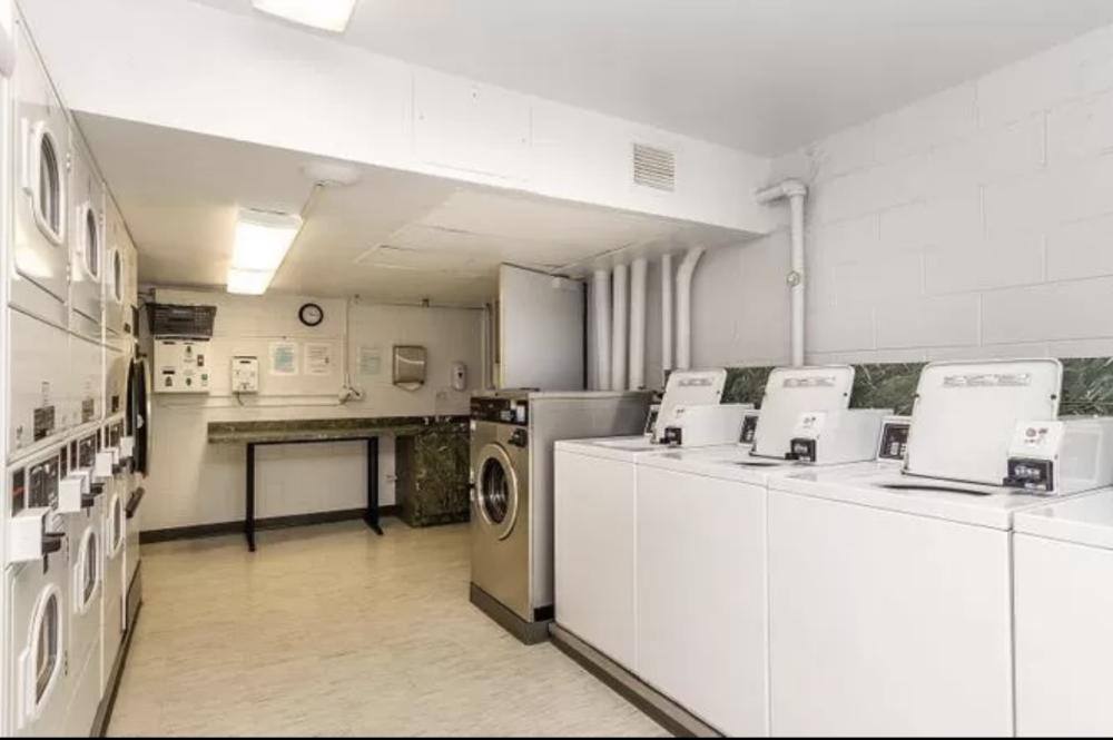 Apartment for rent at 21 W Goethe St #16B, Chicago, IL 60610