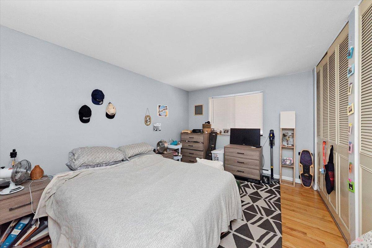 Apartment for rent at 541 W Oakdale Ave #320, Chicago, IL 60657
