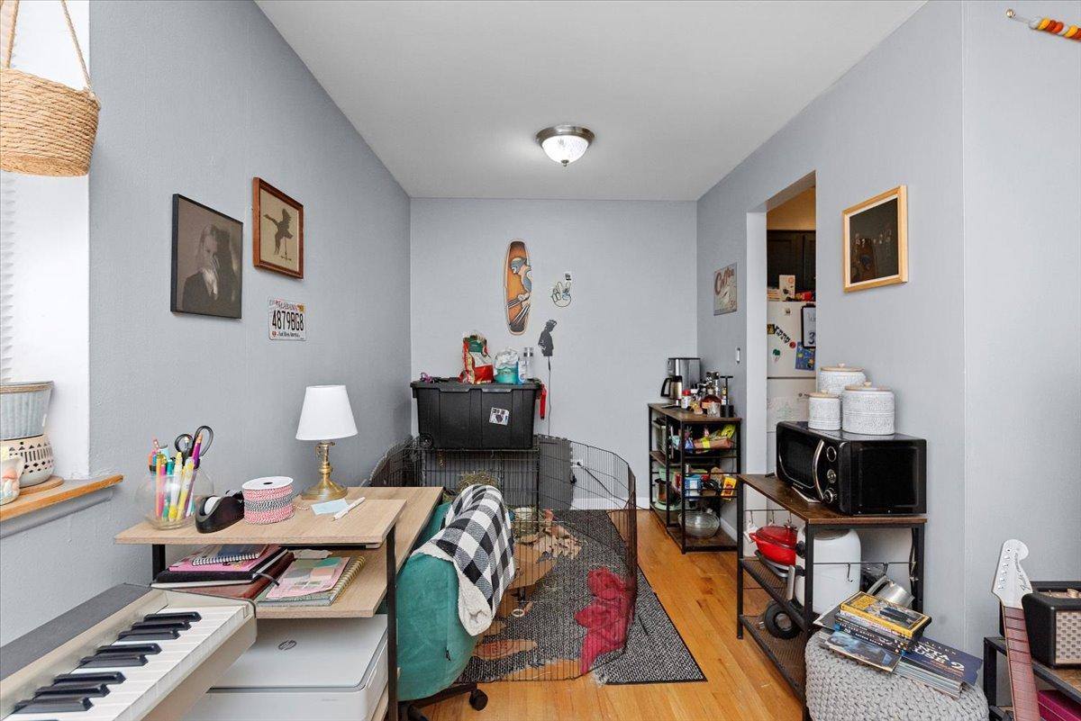 Apartment for rent at 541 W Oakdale Ave #320, Chicago, IL 60657