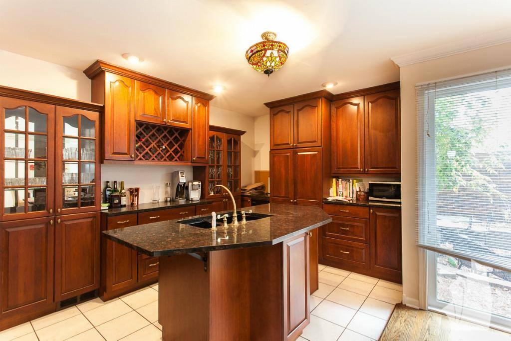 Apartment for rent at 1330 N Lasalle Dr #104, Chicago, IL 60610
