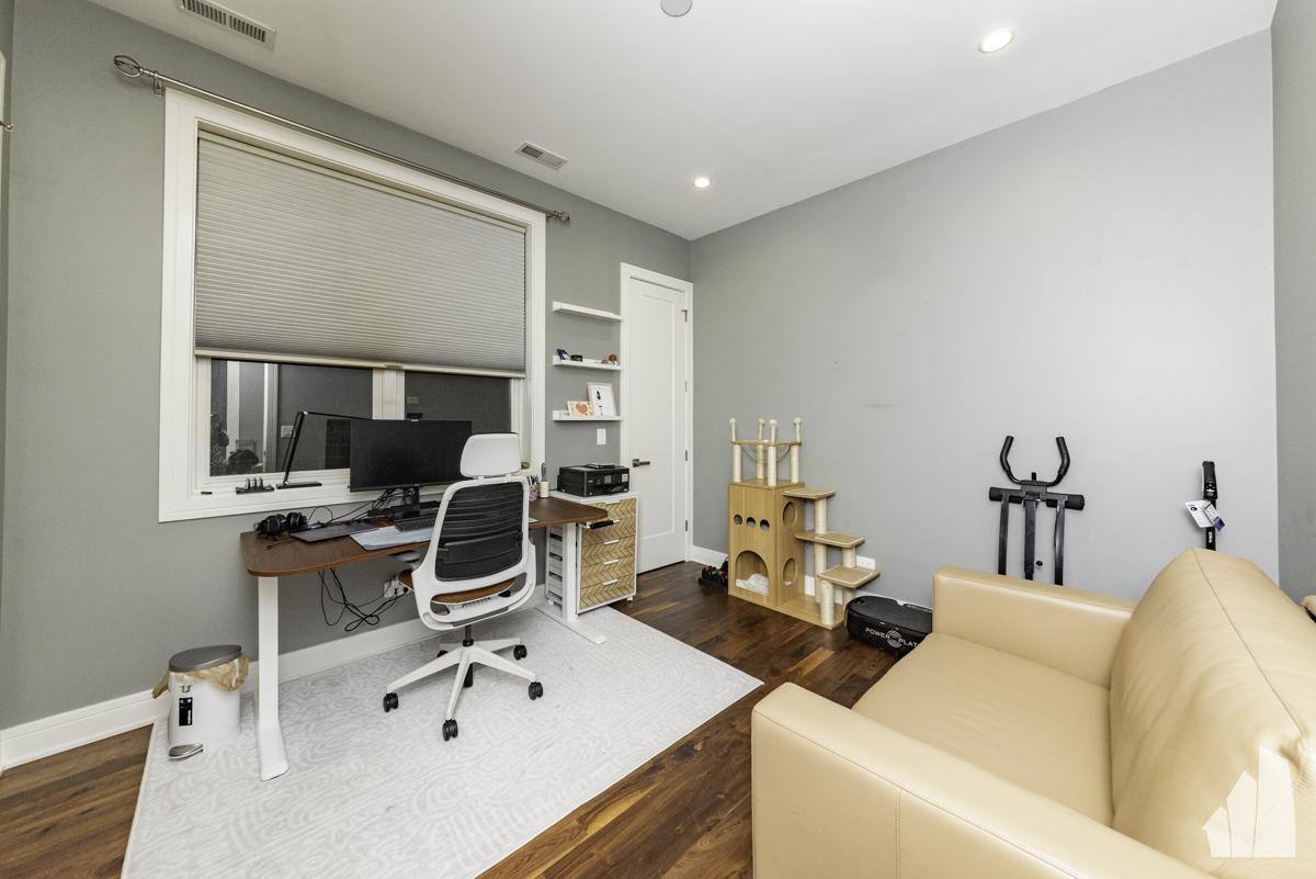 Condo for rent at 2618 W Fullerton Ave #2C, Chicago, IL 60647