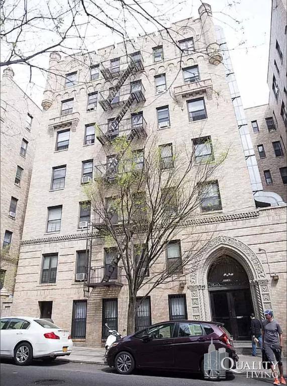 Apartment for rent at 95 Cabrini Blvd #5F, New York, NY 10033