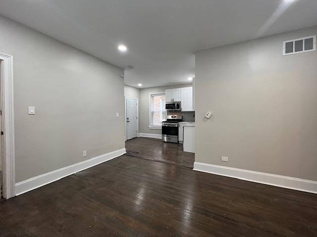 Apartment for rent at 2048 N California #1F, Chicago, IL 60647