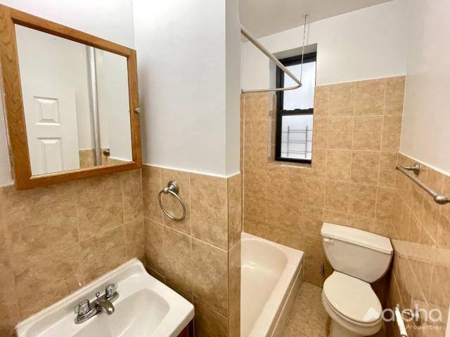 Apartment for rent at 173 E 101 #5, New York, NY 10029