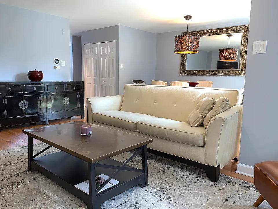 Townhouse for rent at 1610 N Larrabee, Chicago, IL 60614