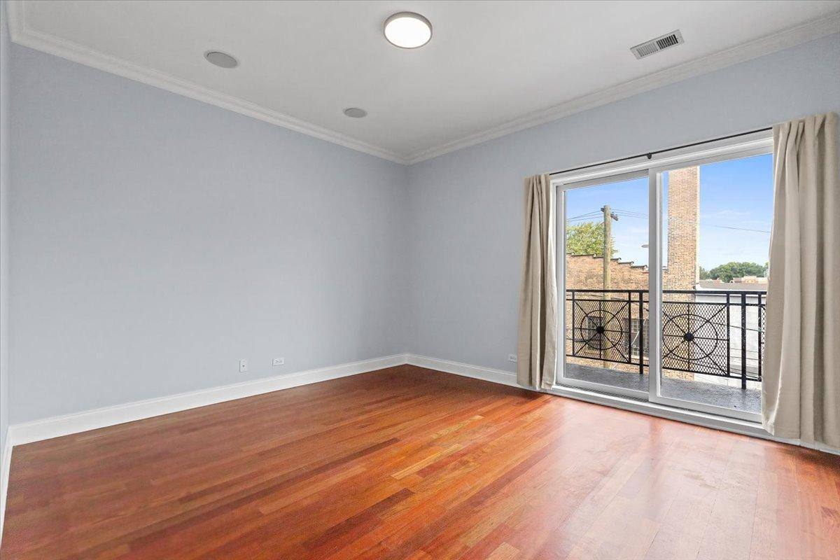 Condo for rent at 2118 W Rice #3, Chicago, IL 60622