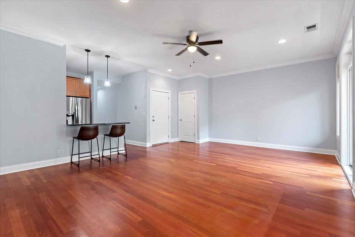 Condo for rent at 2118 W Rice #3, Chicago, IL 60622