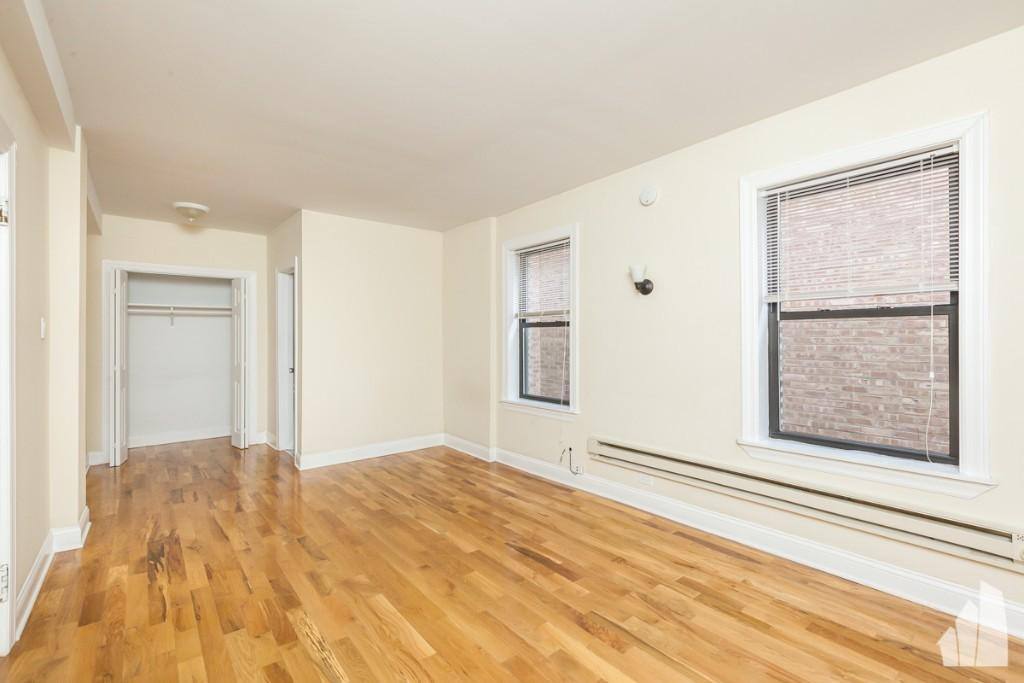 Apartment for rent at 1347 N Dearborn St #607, Chicago, IL 60610