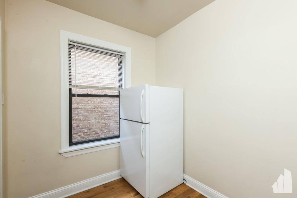 Apartment for rent at 1347 N Dearborn St #607, Chicago, IL 60610