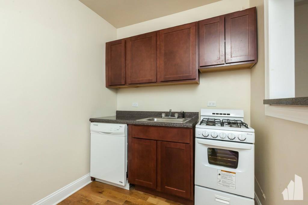 Apartment for rent at 1347 N Dearborn St #607, Chicago, IL 60610