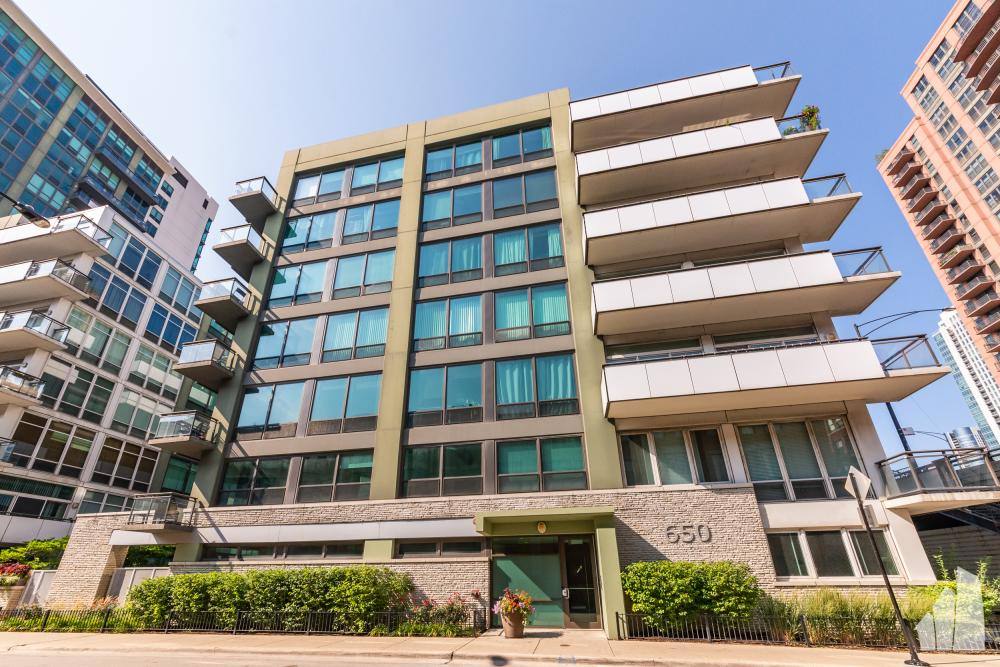 Condo for rent at 650 W Wayman St #106C, Chicago, IL 60661