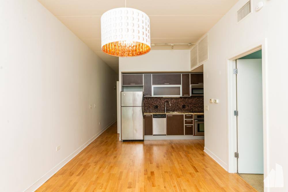 Condo for rent at 650 W Wayman St #106C, Chicago, IL 60661