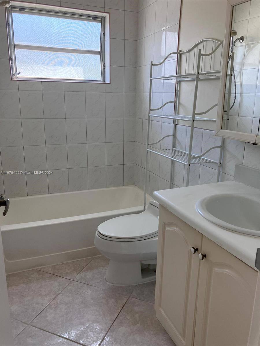 Apartment for rent at 1450 Atlantic Shores Blvd, Hallandale, FL 33009