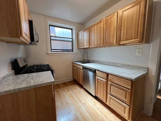 Apartment for rent at 5925 N Paulina #2E, Chicago, IL 60660