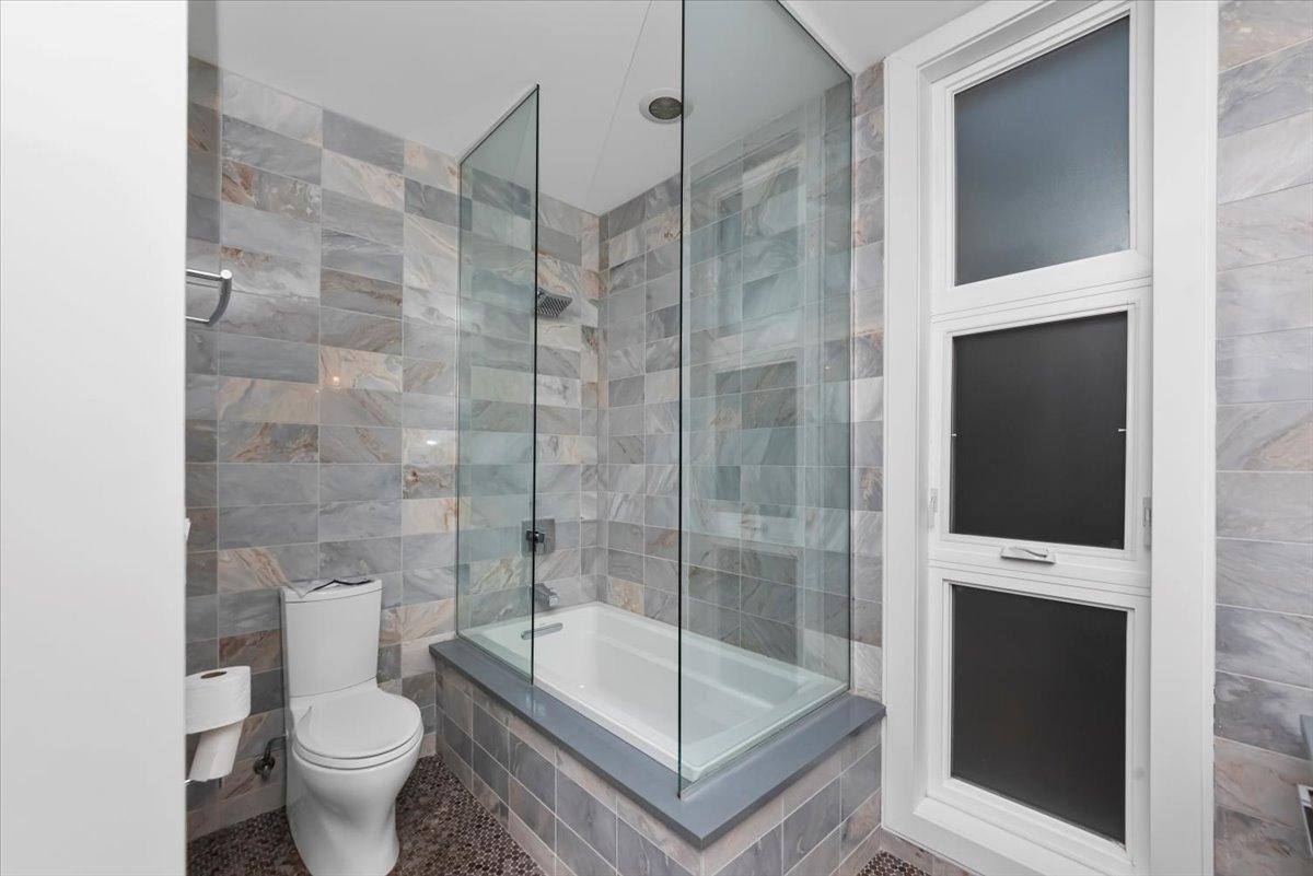 House for rent at 1838 W Erie St, Chicago, IL 60622