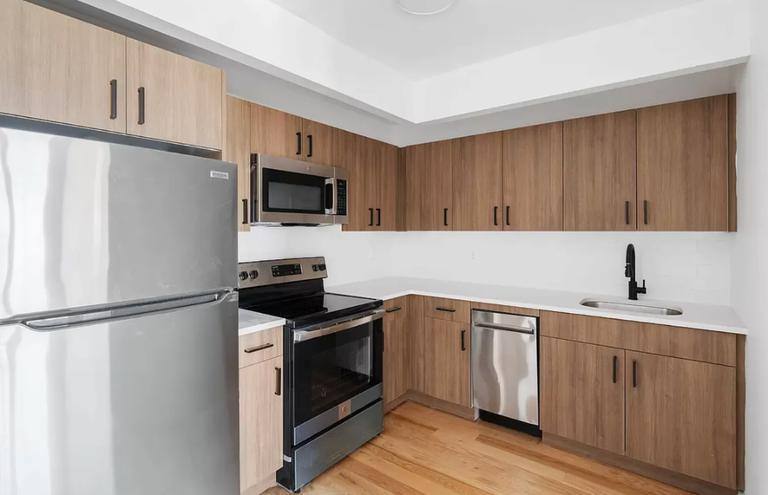 Apartment for rent at 2330 Cambreleng Ave #504, Bronx, NY 10458