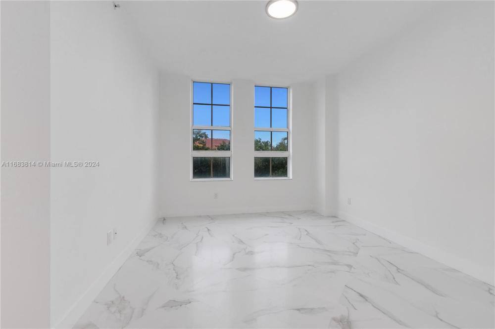 Apartment for rent at 3001 NE 185th St #317, Miami, FL 33180