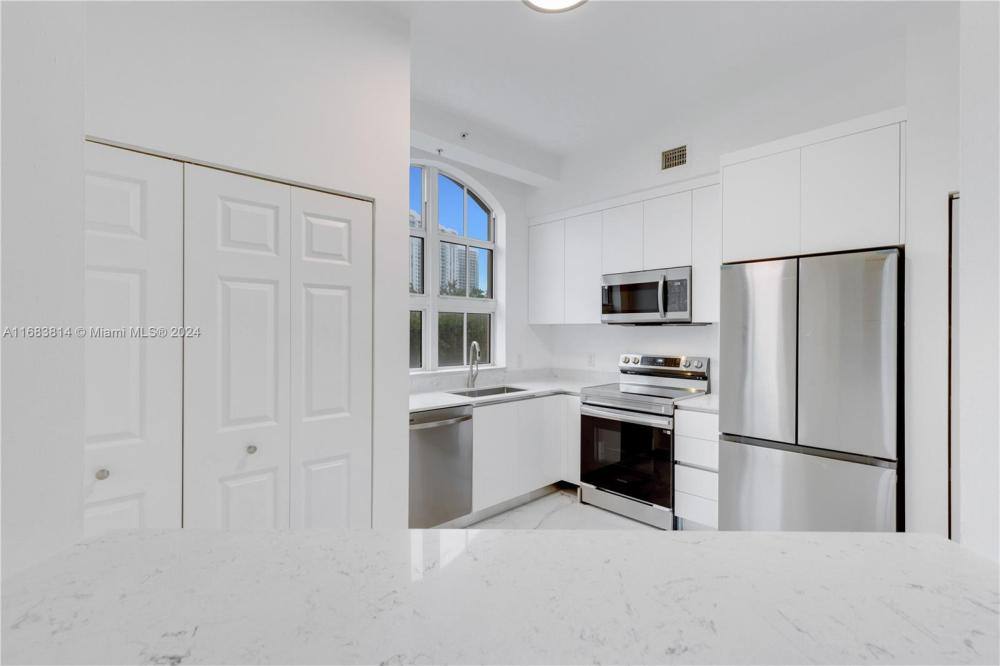 Apartment for rent at 3001 NE 185th St #317, Miami, FL 33180