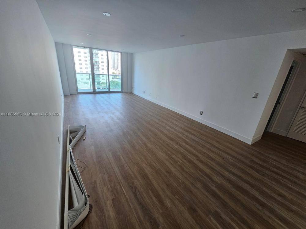 Condo for rent at 19380 Collins Ave, North Miami Beach, FL 33160
