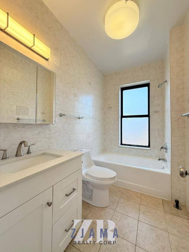 Apartment for rent at 471 Seventh Ave #3F, Brooklyn, NY 11215