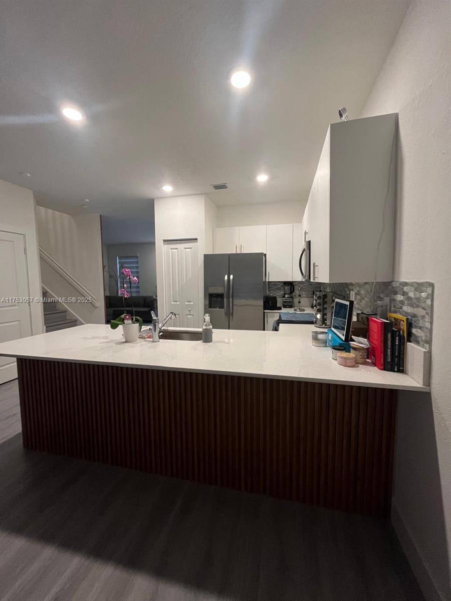 Townhouse for rent at 20464 NW 6th Place, Miami, FL 33169