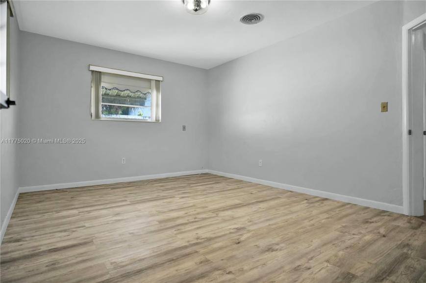 House for rent at 16530 NE 11th Ave, Miami, FL 33162