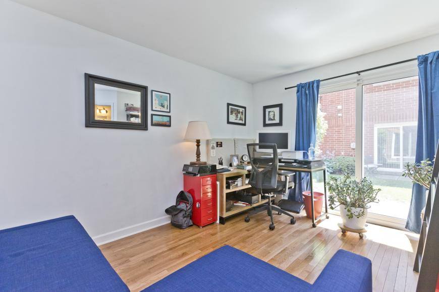 Townhouse for rent at 1827 W Oakdale, Chicago, IL 60657