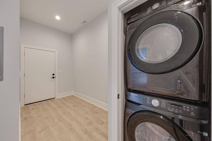 Apartment for rent at 1746 N California #2, Chicago, IL 60647