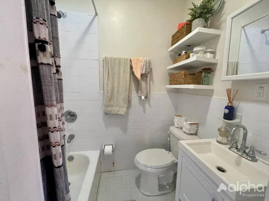Apartment for rent at 354 E 20 St #5, New York, NY 10003